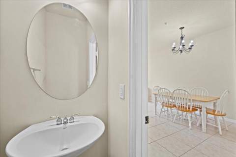 335 E Thatch Palm Circle #104, Jupiter FL - photo 9 of 39