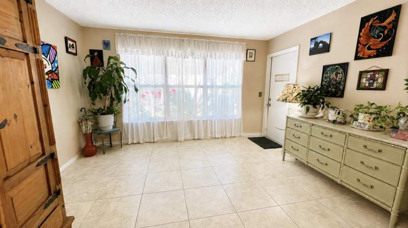 1 bedroom Villa at 910 South Drive #B, High Point, Delray Beach — photo 3
