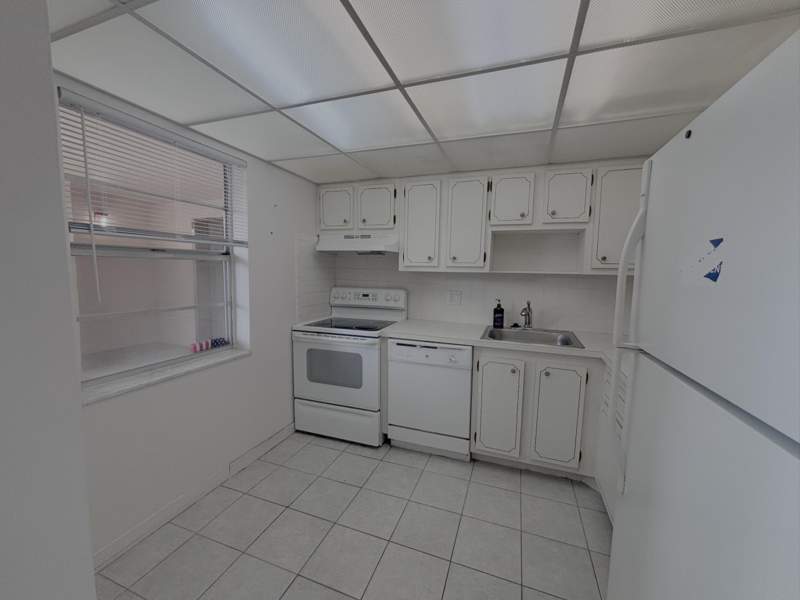 1 bedroom Condominium at 1015 Country Club Drive #205, Oriole Golf & Tennis Club Condo, Margate — photo 2