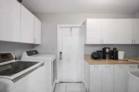 1301 SW 75th Avenue, North Lauderdale FL - photo 9 of 32