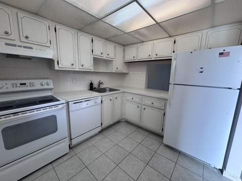 1015 Country Club Drive #205, Margate FL - photo 9 of 15