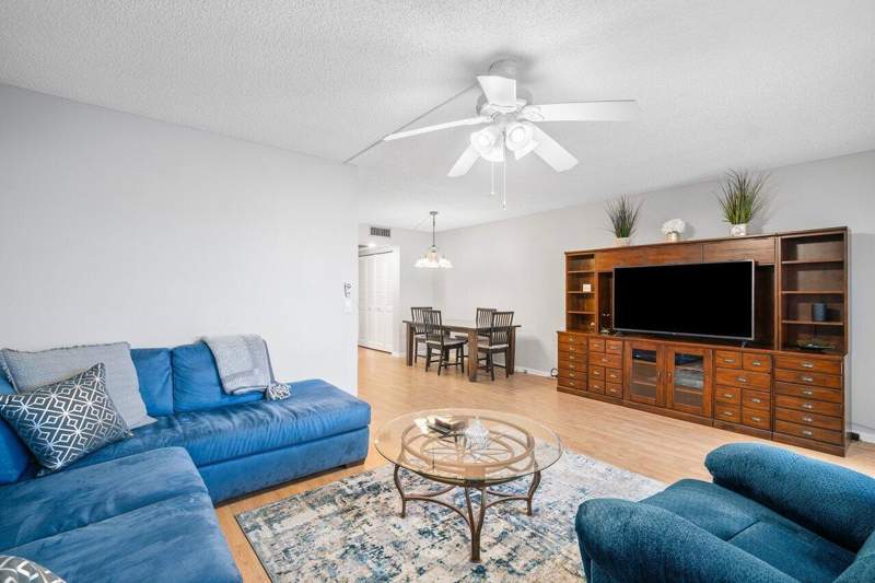 1 bedroom Condominium at 2046 Rexford C, Rexford At Century Village Condo, Boca Raton — photo 4
