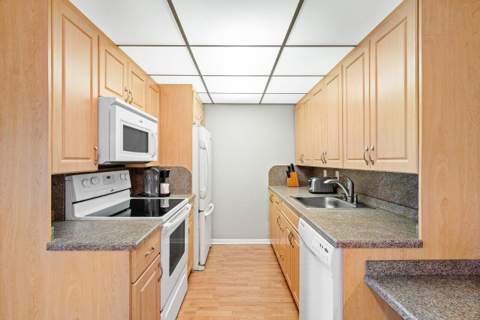 2046 Rexford C, Boca Raton FL - photo 6 of 33