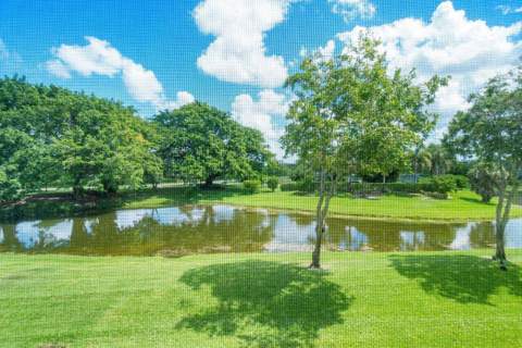 2046 Rexford C, Boca Raton FL - photo 21 of 33