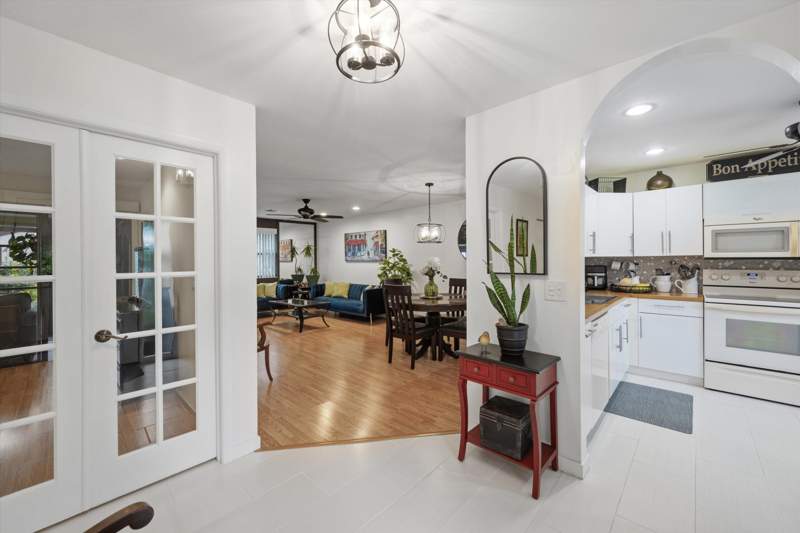 2 bedroom Villa at 291 Amber Court, Strathmore Gate West Unit 1, Royal Palm Beach — photo 5