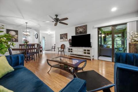 291 Amber Court, Royal Palm Beach FL - photo 10 of 38