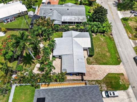 9971 Dogwood Avenue, Palm Beach Gardens FL - photo 22 of 24