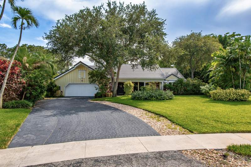 4 bedroom Single Family Residence at 6962 S Grande Drive, Estancia, Boca Raton — photo 3
