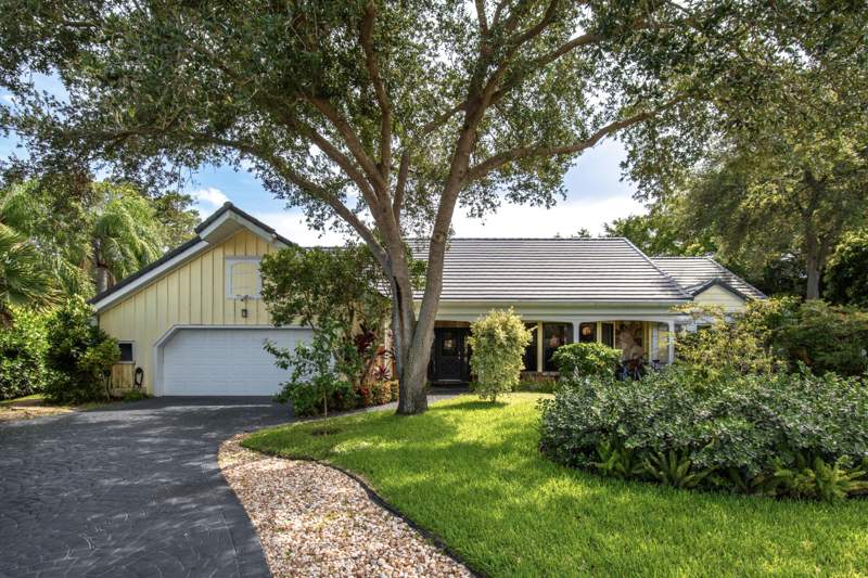 4 bedroom Single Family Residence at 6962 S Grande Drive, Estancia, Boca Raton — photo 5
