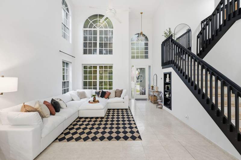 5 bedroom Single Family Residence at 12172 Glenmore Drive, Eagle Creek, Coral Springs — photo 5