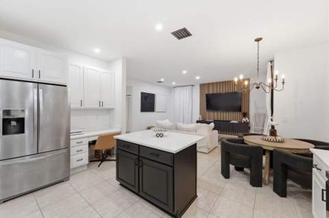 12172 Glenmore Drive, Coral Springs FL - photo 9 of 40