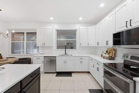 12172 Glenmore Drive, Coral Springs FL - photo 10 of 40