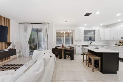 12172 Glenmore Drive, Coral Springs FL - photo 12 of 40