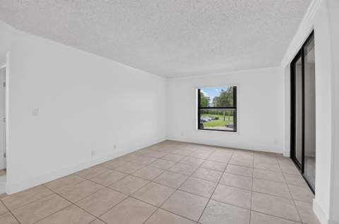 8617 Boca Glades Boulevard #F, Boca Raton FL - photo 6 of 50