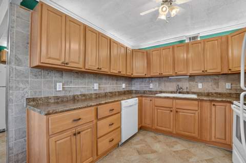 2049 Ventnor O Crescent #2049, Deerfield Beach FL - photo 9 of 42