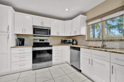 1735 NW 21st Court, Delray Beach FL - photo 8 of 33