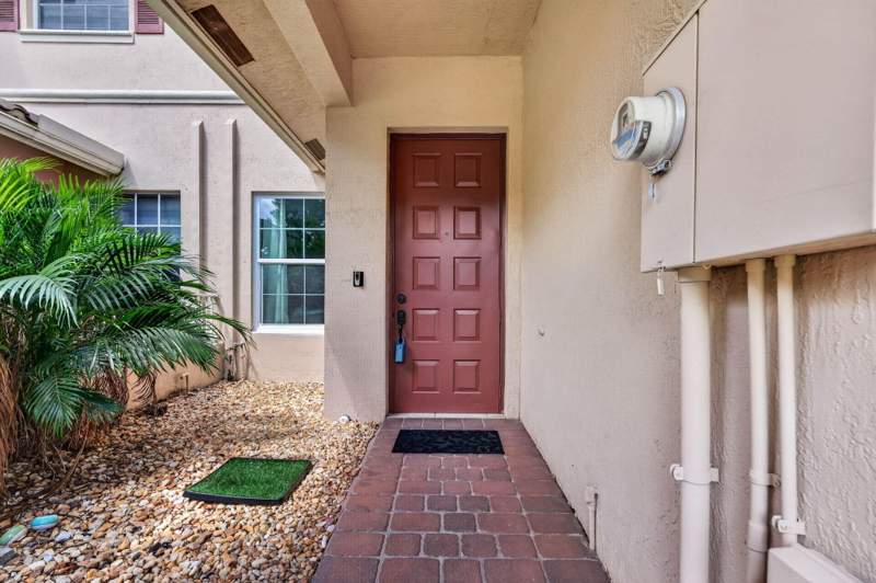 3 bedroom Townhouse at 3355 Lakeside Drive, Rolling Hills Golf & Tennis Club, Davie — photo 4