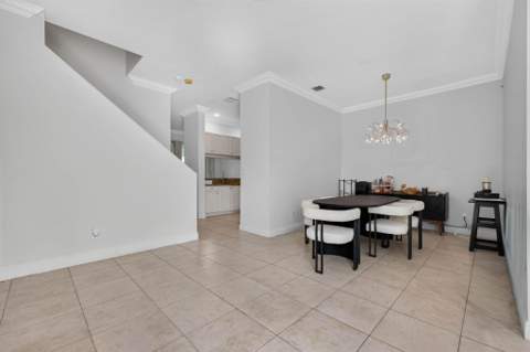 3355 Lakeside Drive, Davie FL - photo 6 of 47