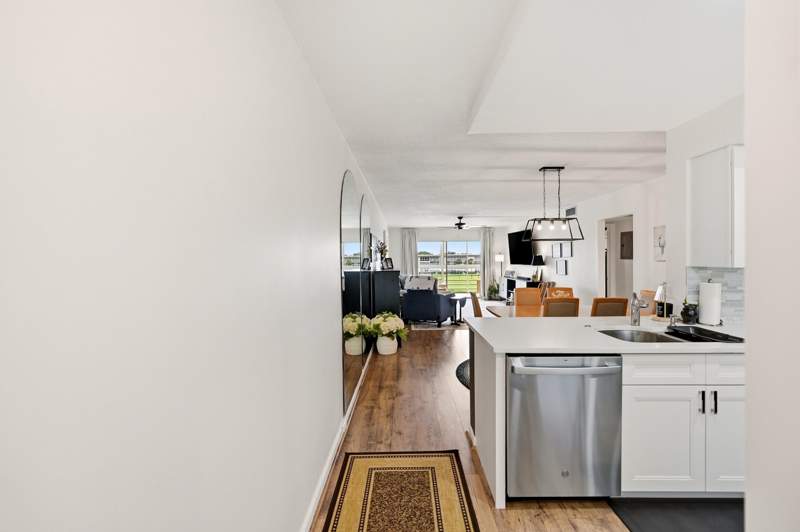 2 bedroom Condominium at 2905 Victoria Place #C4, Victoria Village J Condo, Coconut Creek — photo 4