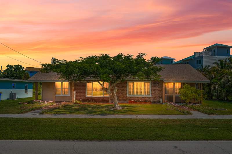 4 bedroom Single Family Residence at 1404 Binney Drive, Fort Pierce Subdivision, Fort Pierce — photo 4