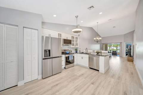 15136 W Tranquility Lake Drive, Delray Beach FL - photo 11 of 72