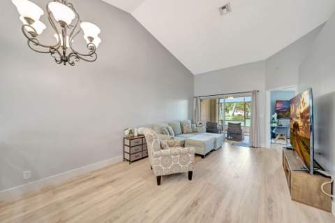 15136 W Tranquility Lake Drive, Delray Beach FL - photo 22 of 72