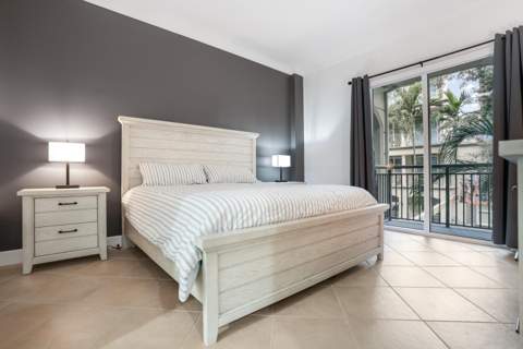 2609 NE 14th Avenue #114, Wilton Manors FL - photo 17 of 57