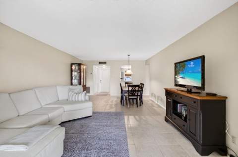 6600 S Oriole Boulevard, Delray Beach FL - photo 11 of 49