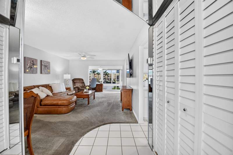 2 bedroom Condominium at 25 Colonial Club Drive #205, Colonial Club Condo Sec 2, Boynton Beach — photo 5