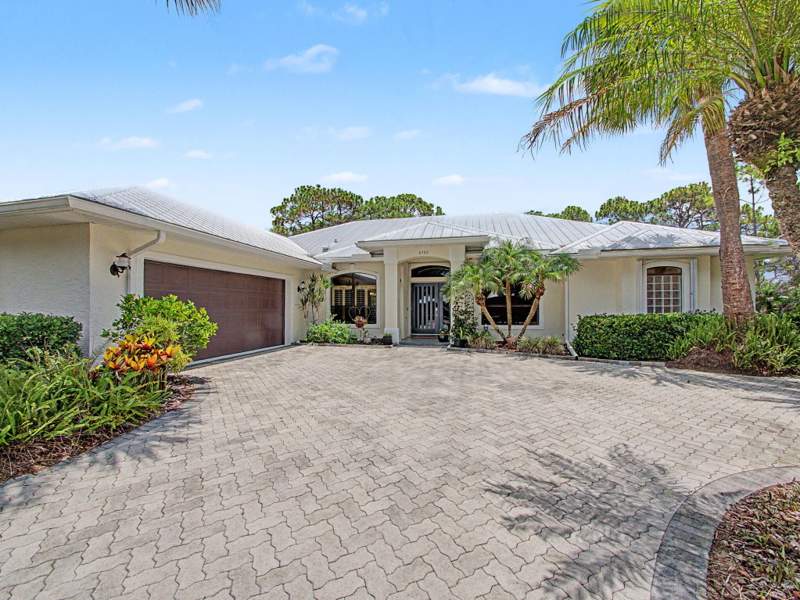 4 bedroom Single Family Residence at 8780 SW Fishermans Wharf Drive, Locks Landing, Stuart — photo 2