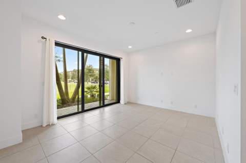 12639 Machiavelli Way, Palm Beach Gardens FL - photo 10 of 46