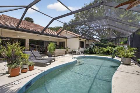 2613 Mohawk Circle, West Palm Beach FL - photo 19 of 75
