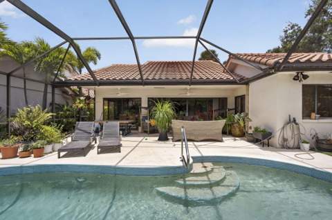 2613 Mohawk Circle, West Palm Beach FL - photo 22 of 75