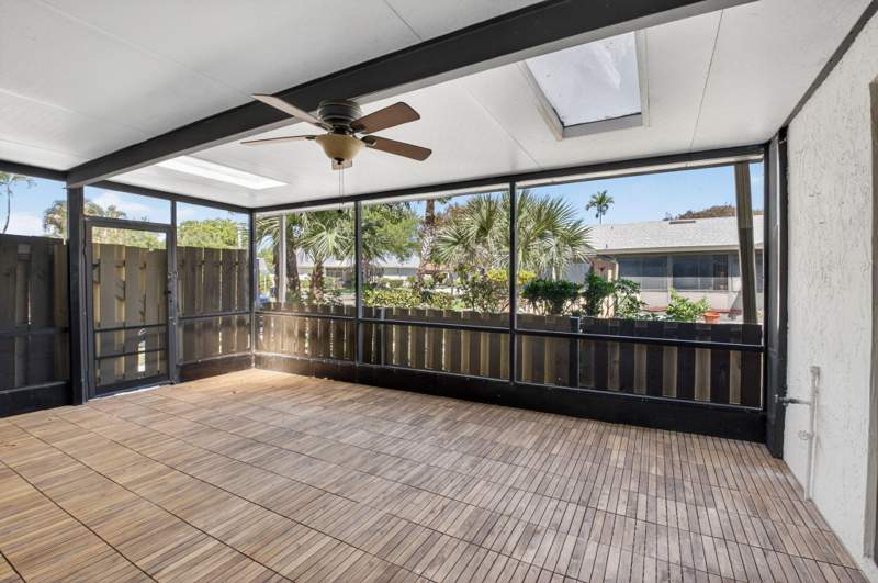 2 bedroom Townhouse at 717 NW 29th Avenue #B, Rainberry Bay Sec 1-A, Delray Beach — photo 5