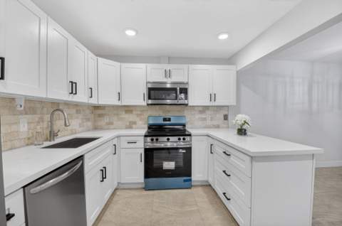 717 NW 29th Avenue #B, Delray Beach FL - photo 15 of 53