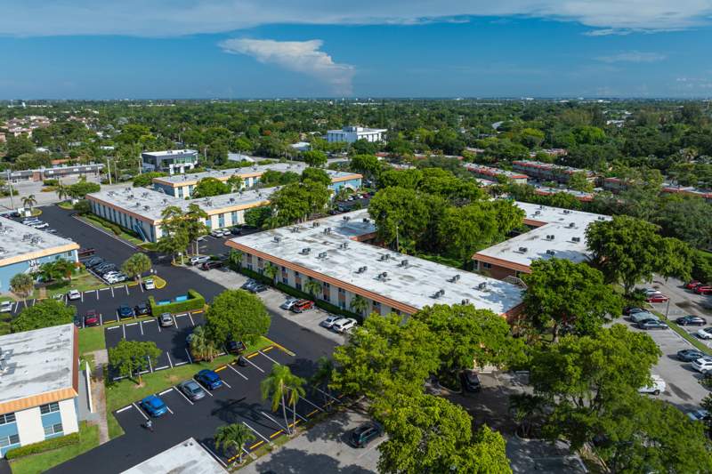 2 bedroom Condominium at 119 NE 19th Court #118g, Manor Grove Village Two Condo, Wilton Manors — photo 2