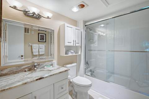 119 NE 19th Court #118g, Wilton Manors FL - photo 16 of 28