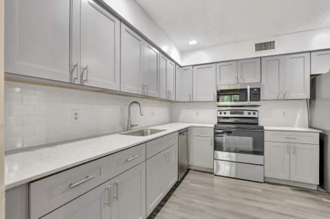 5640 Coach House Circle #C, Boca Raton FL - photo 10 of 24