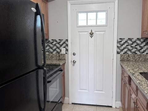 1150 E Sample Road #204, Pompano Beach FL - photo 7 of 12