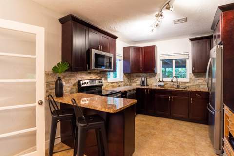 1401 NE 17th Way, Fort Lauderdale FL - photo 10 of 35