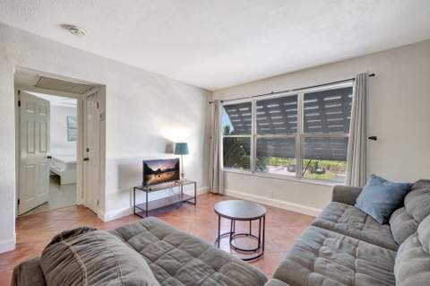 2400 NE 33rd Avenue #211, Fort Lauderdale FL - photo 7 of 40