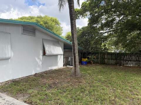 9308 N Military Trail, West Palm Beach FL - photo 8 of 42