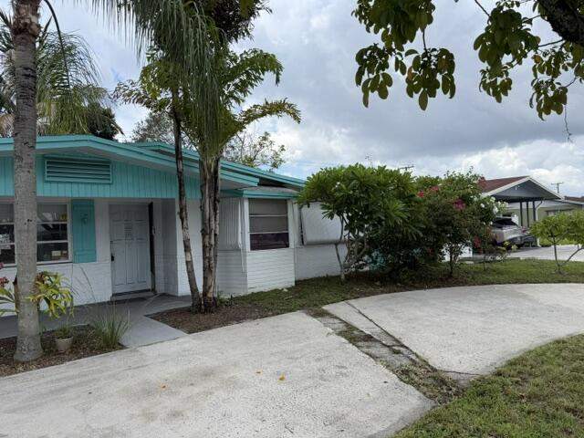 3 bedroom Single Family Residence at 9308 N Military Trail, Palm Beach Square, West Palm Beach — photo 4