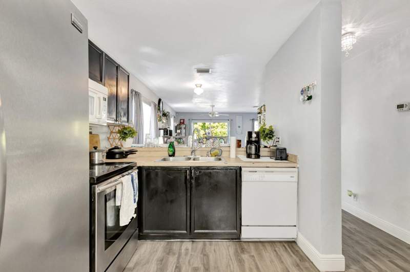 3 bedroom Single Family Residence at 87 Pheasant Run Boulevard, Pheasant Run, West Palm Beach — photo 5