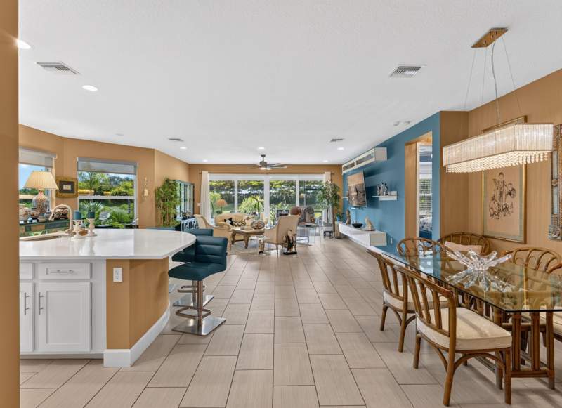 3 bedroom Single Family Residence at 10841 SW Sunray Street, Valencia Cay at Riverland, Port St. Lucie — photo 5