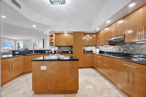 615 Bayshore Drive #603, Fort Lauderdale FL - photo 18 of 60