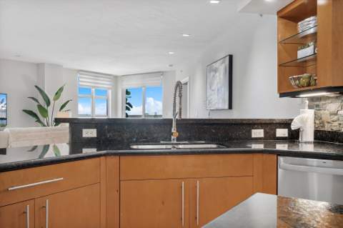 615 Bayshore Drive #603, Fort Lauderdale FL - photo 20 of 60