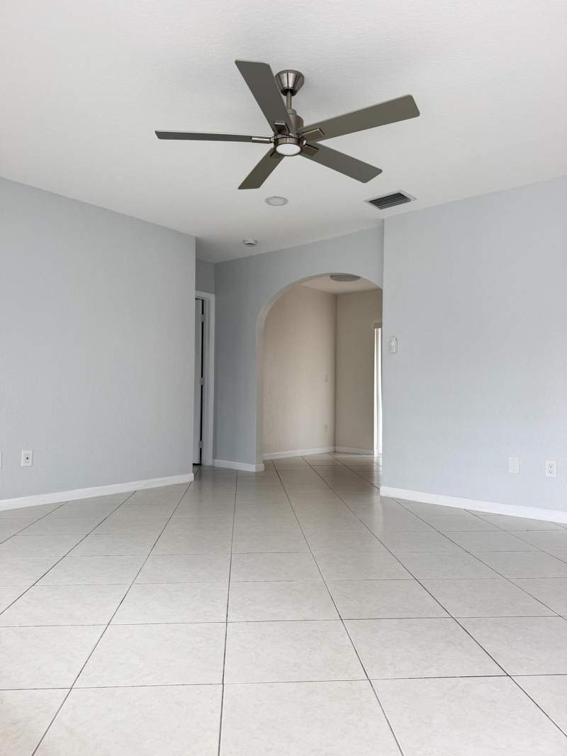 3 bedroom Single Family Residence at 5612 S 36th Street, Lake Worth Hills 2nd Add, Greenacres — photo 5