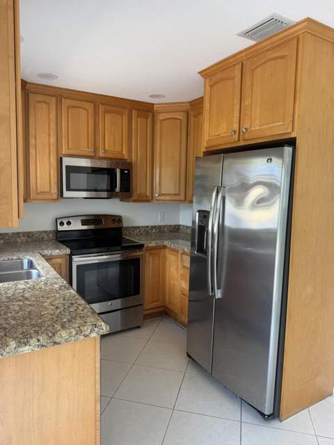 5612 S 36th Street, Greenacres FL - photo 21 of 22