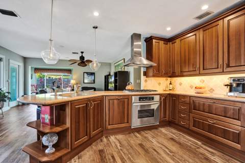 4781 NE 16th Avenue, Oakland Park FL - photo 10 of 72